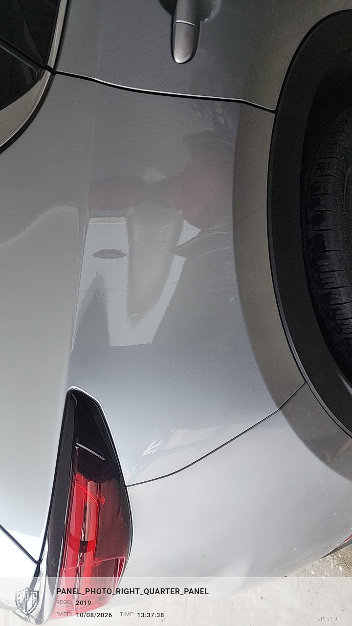 2019_panel_photo_right_quarter_panel1.jpg